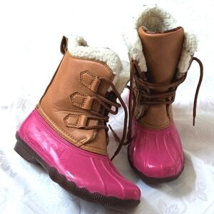 Adrienne Vittadini Gavin-03K Girls Size 2 Lace Up Sherpa Collar Duck Boots Pink